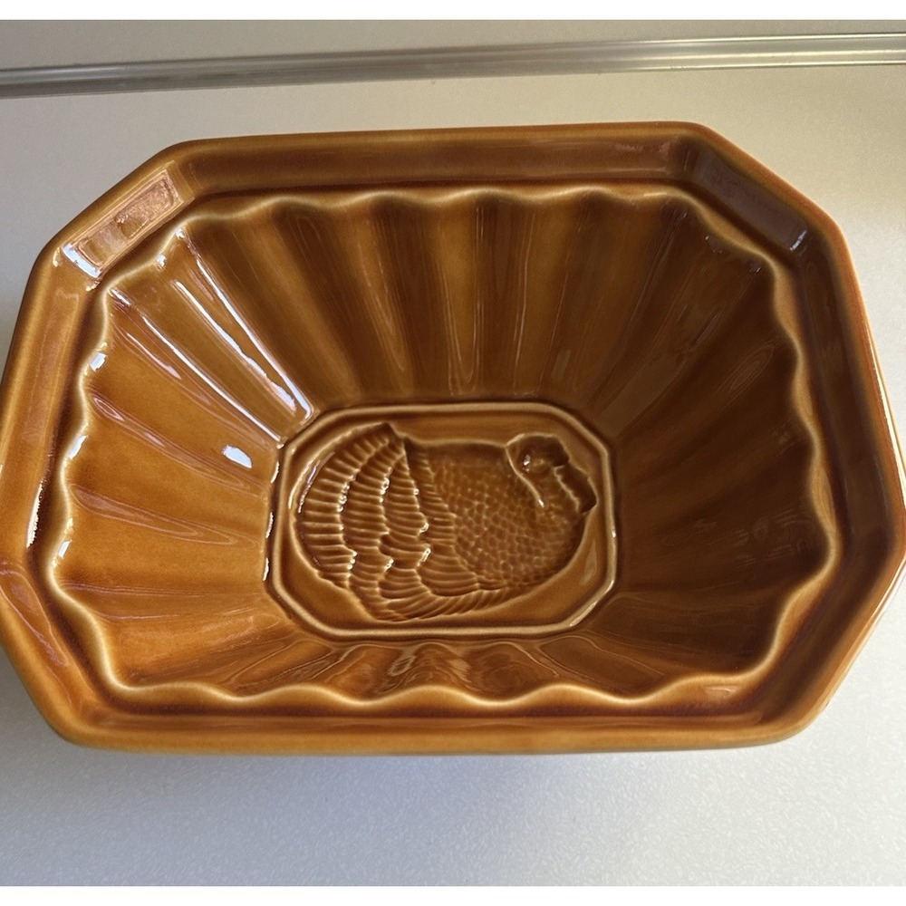 Turkey Baking Ceramic Dish Mold 8"x6" Vintage Harvest Thanksgiving Kitchen